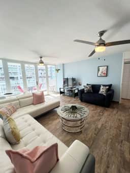Coral Beach 916